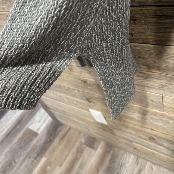 Alya Women's Gray And White Pullover Sweater Size M Elbow Pads Side Slit - Picture 9 of 9